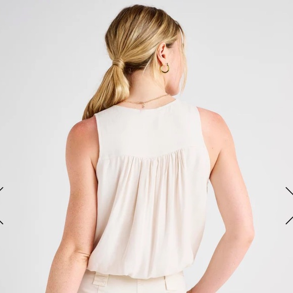 Splendid Lucia Solid Surplice Tank S - Picture 2 of 4